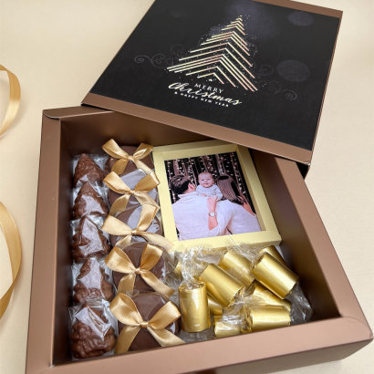 "Golden Glow" Christmas Box